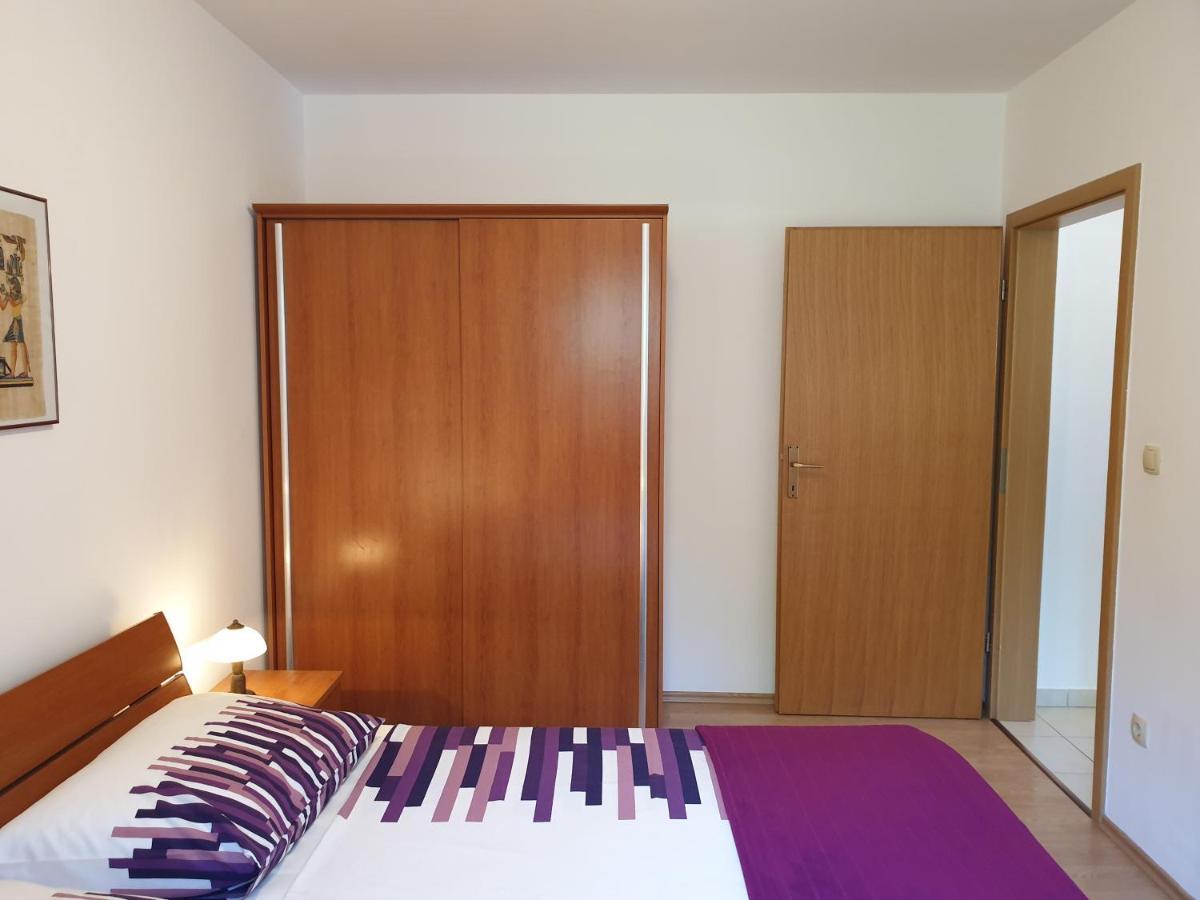 Apartments Coral, Klimno, Island Krk Exterior foto