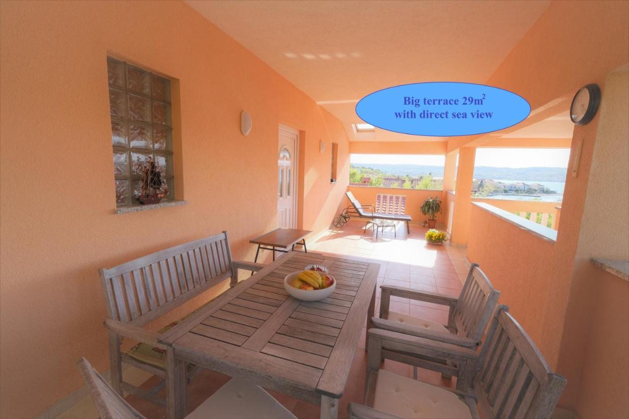 Apartments Coral, Klimno, Island Krk Exterior foto